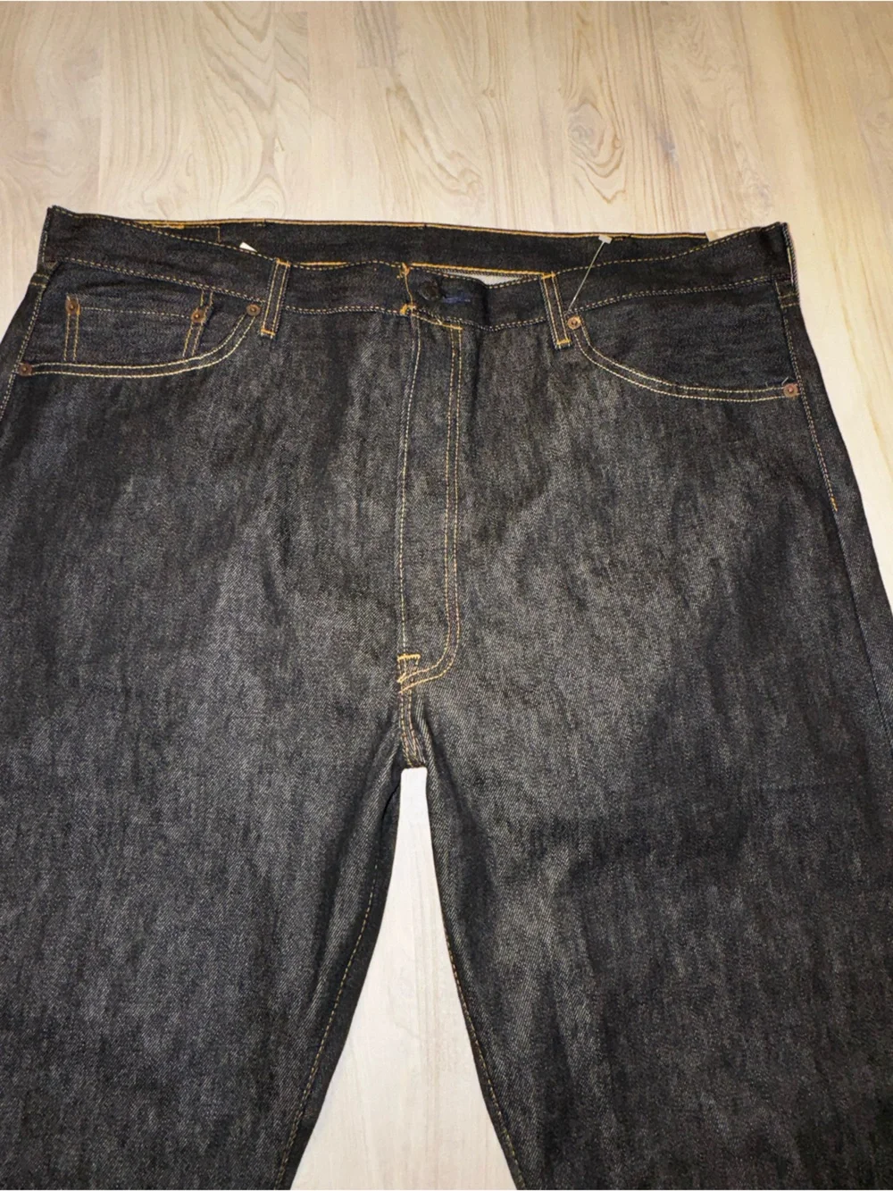 Levi's 501 Men's Jeans in Dark Indigo NWT 42X32.